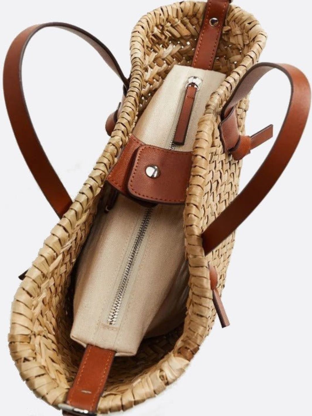 Wicker tote bag