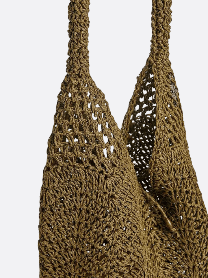 Straw tote bag