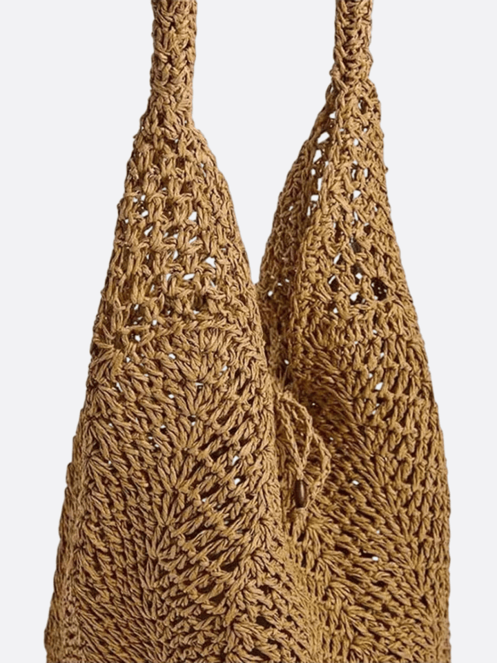 Straw tote bag